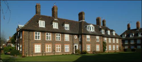 Bigwood Court h